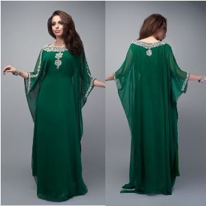 Fitinline.com: Perbedaan Abaya dan Kaftan