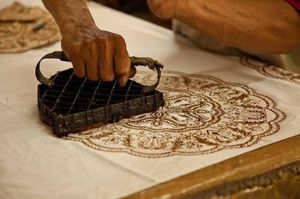 Skema Jalan Canting Cap Pada Proses Pembuatan Batik