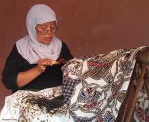 11 Tahap Pembuatan Batik Tulis Yang Mudah Dipahami Dan Dipraktikkan