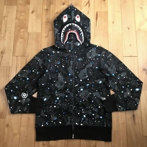 Jaket BAPE