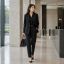 Gaya Baju Hitam yang Cantik untuk Tampil Elegan di Berbagai Kesempatan