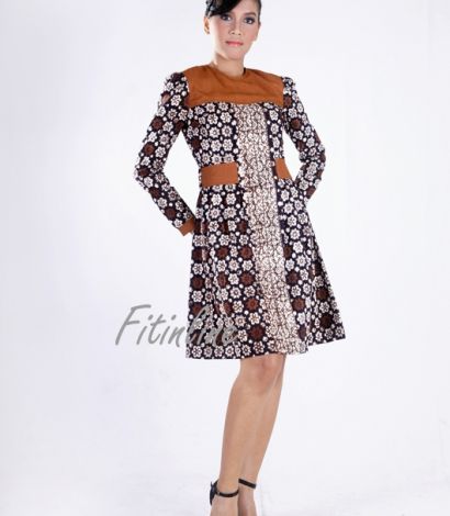 Two Side Folded Belted Dress