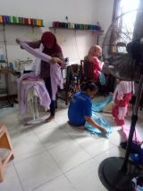 Jasa Jahit Konveksi Baju Seragam, Gamis, Jilbab di Jogja | WA:0812-2524-7523